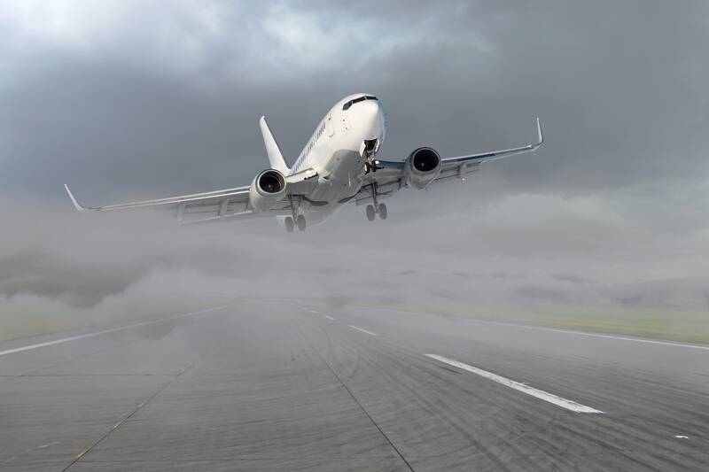 aircraft landing in fog